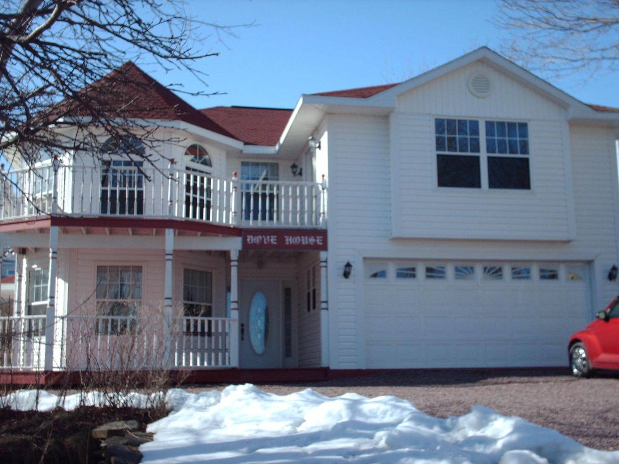 Dove House Bed & Breakfast Harbourside North Sydney Exterior photo