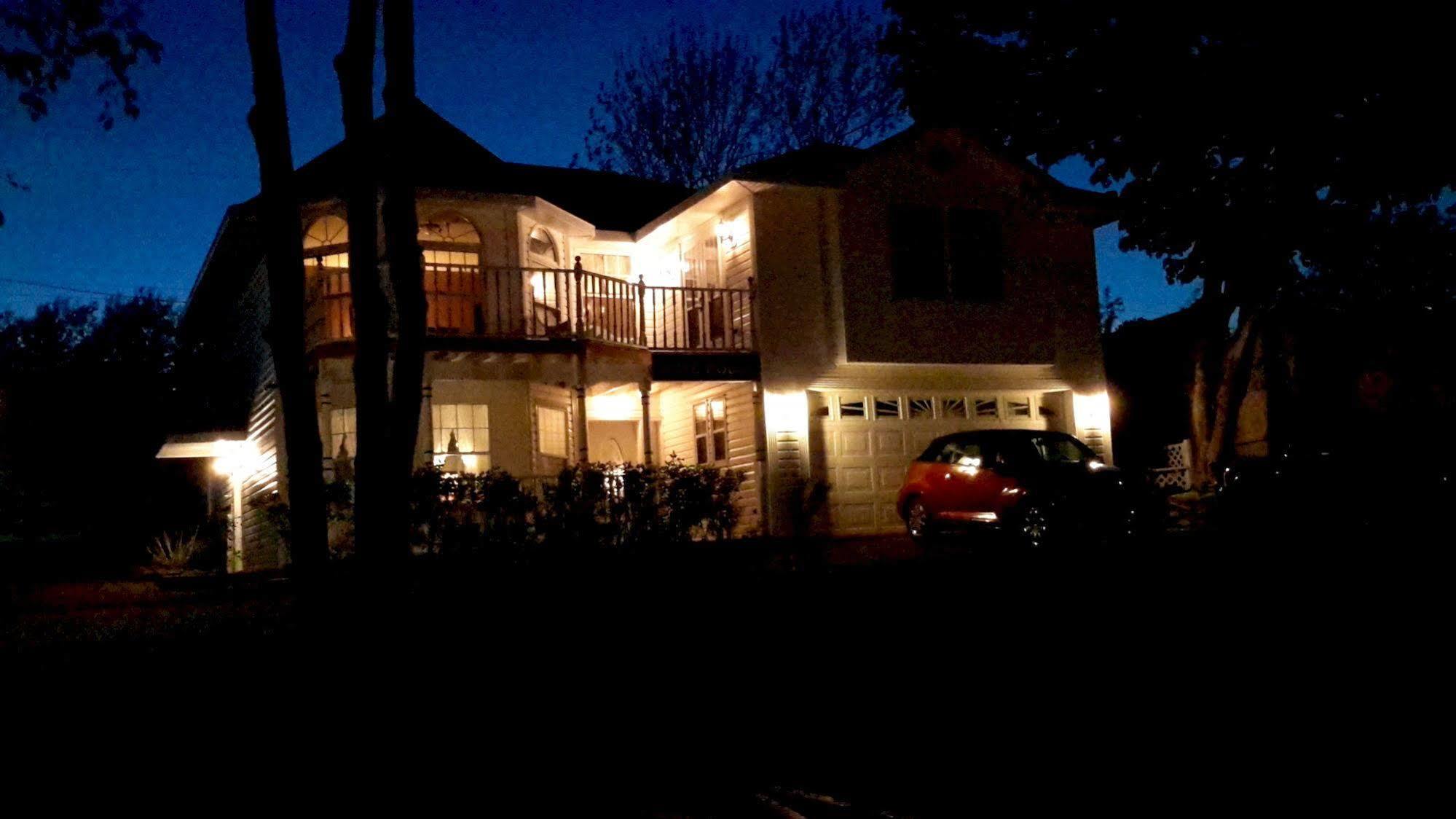 Dove House Bed & Breakfast Harbourside North Sydney Exterior photo