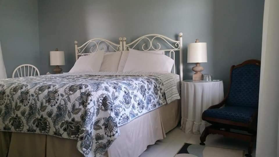 Dove House Bed & Breakfast Harbourside North Sydney Exterior photo
